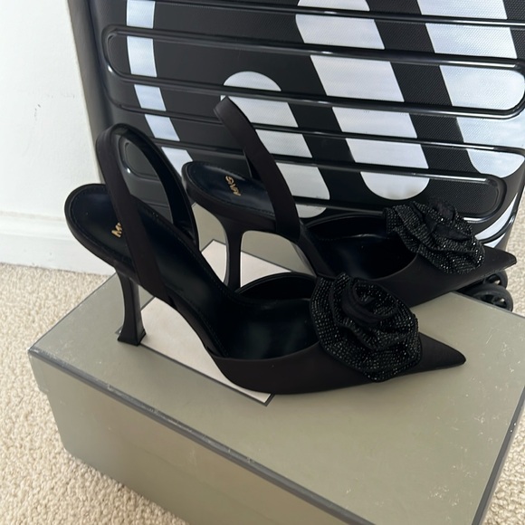 MNG Black Flower Detail Rhinestone Pumps IT39 US 8.5 - Picture 5 of 8